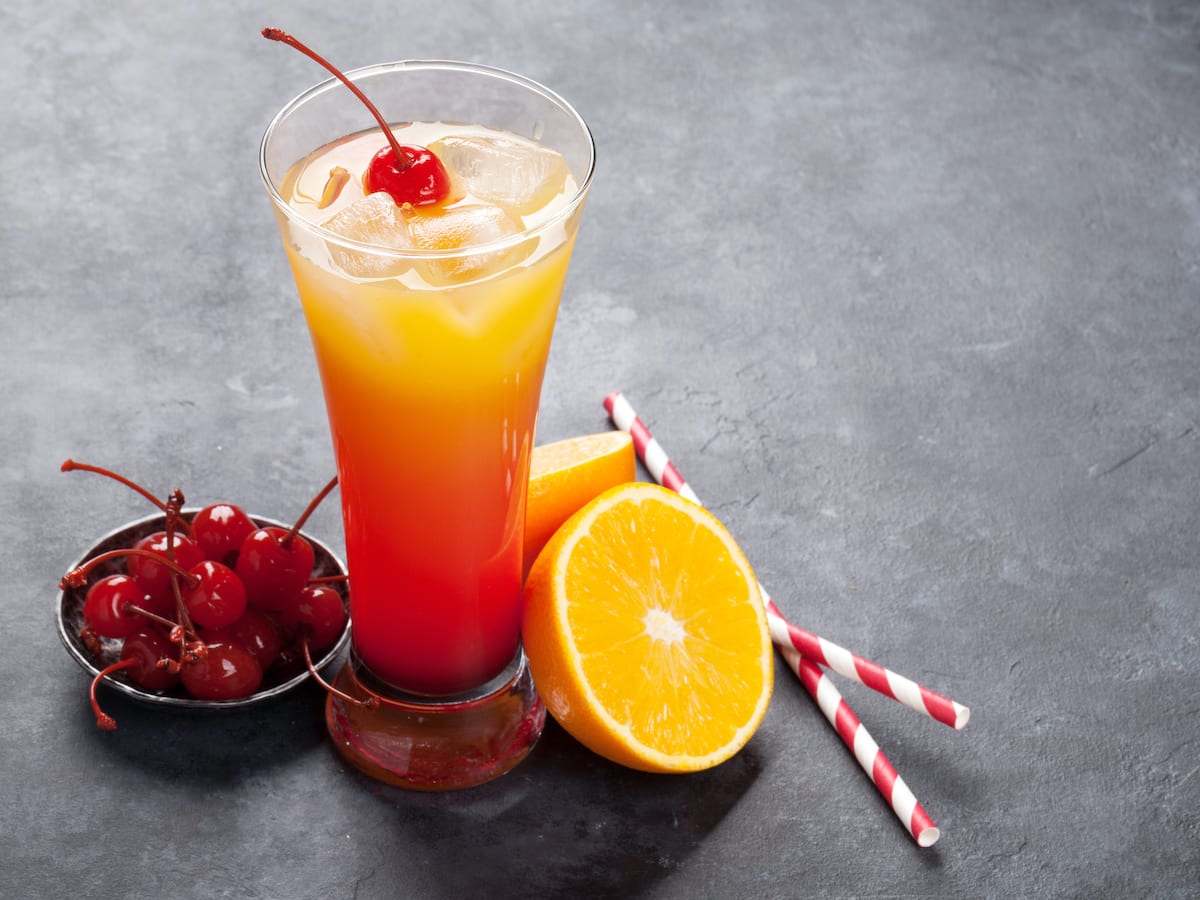 Tequila sunrise cocktail