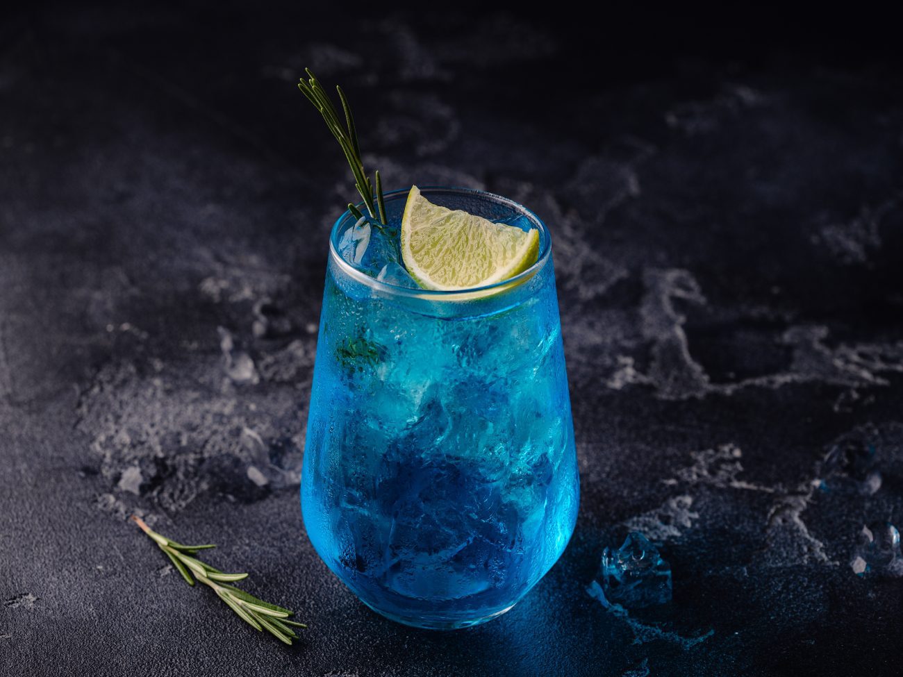 Blue Ocean Cocktail - prickelnd frisch, leicht herbe und fruchtig zugleich 1 Blue ocean cocktail rezept