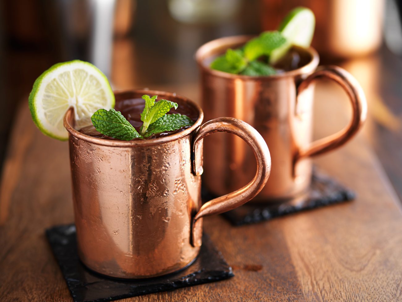 London mule auf holzplatte
